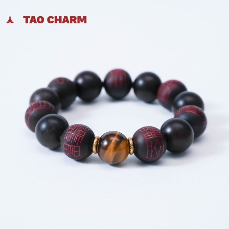 Feng Shui bracelet with natural crystal beads